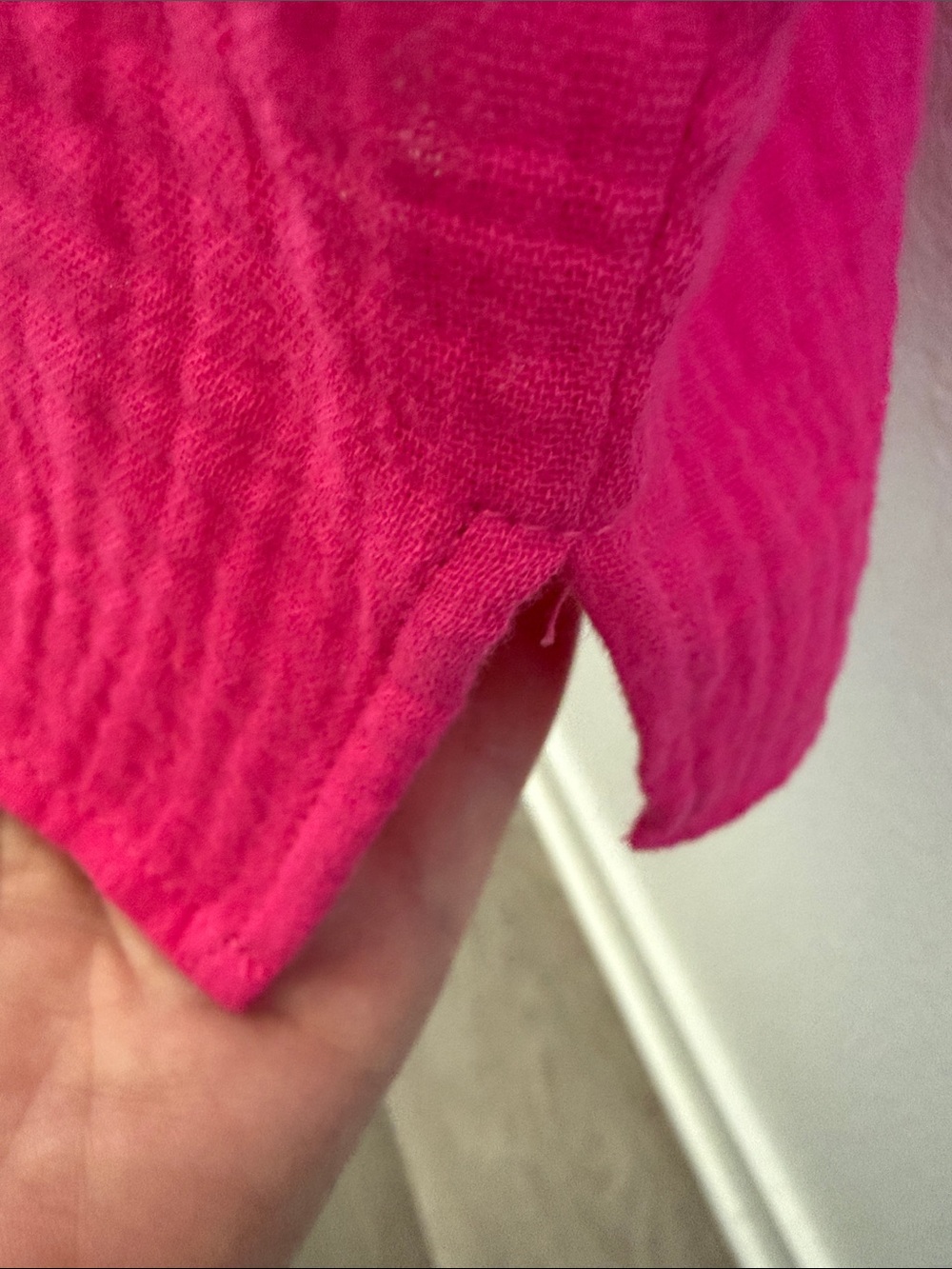 NWOT Staccato Vibrant Pink Gauze Short Sleeve Blouse. - Picture 5 of 7